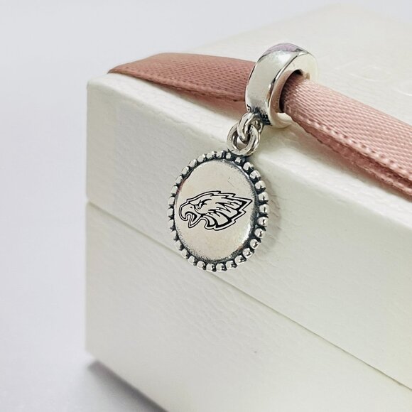 Pandora Philadelphia Eagles Charm - Picture 1 of 4